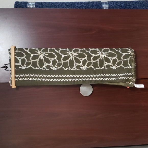 2/$20 or 3/$29 - Olive green/white Shawl or Scarf - Picture 1 of 4